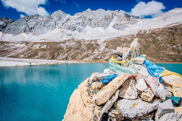 七八月川藏线旅游好玩地方