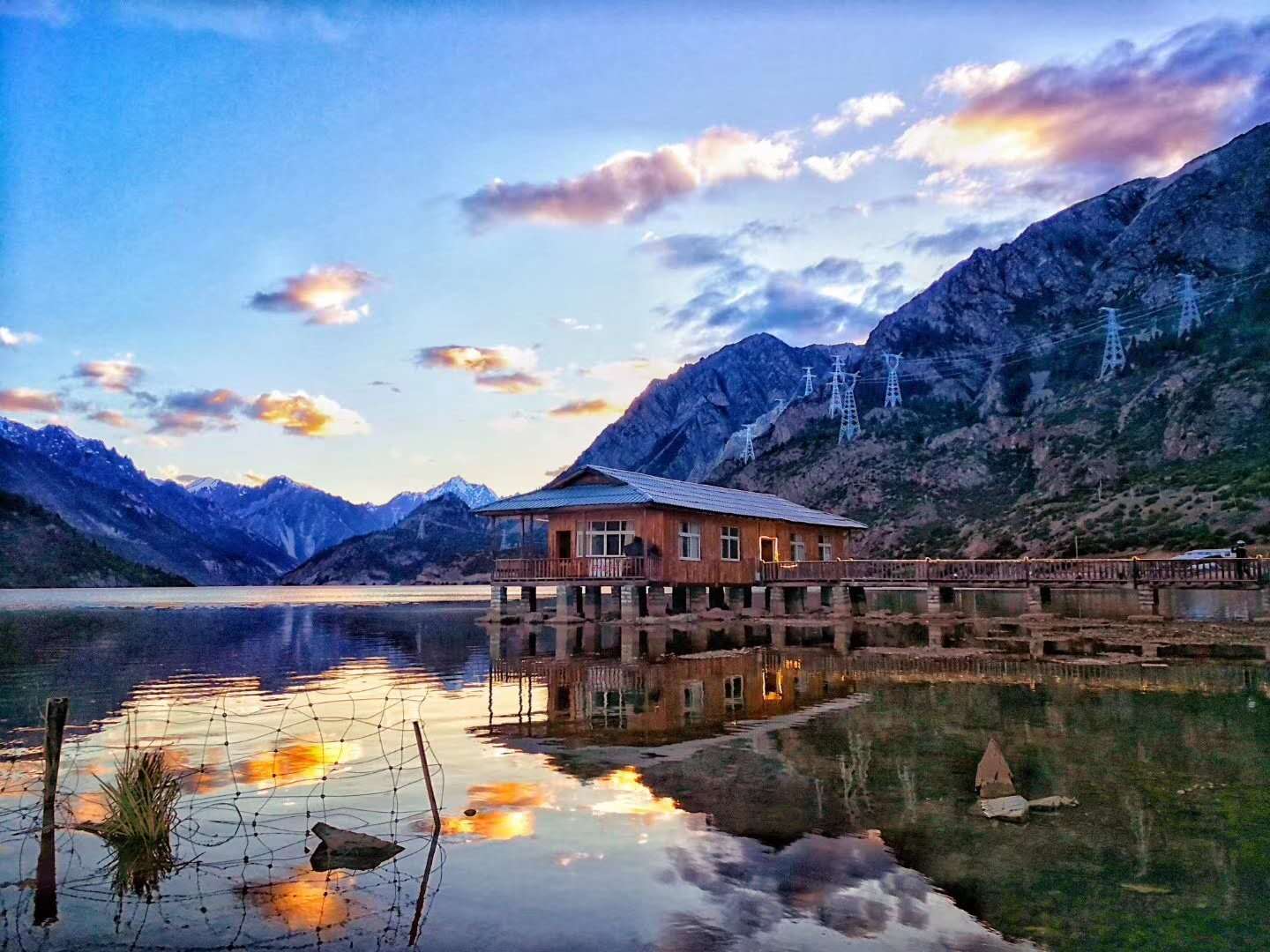 林芝桃花旅游