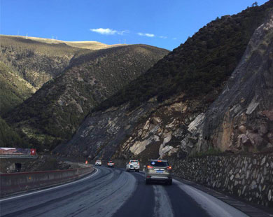 川藏线自驾游哪条路风景好