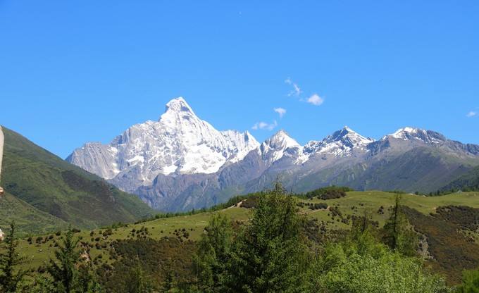 四姑娘山