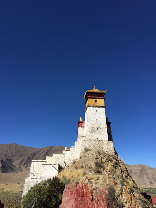 西藏山南值得去旅游吗