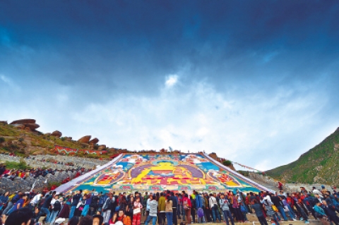 拉萨雪顿节，走向世界的西藏狂欢节
