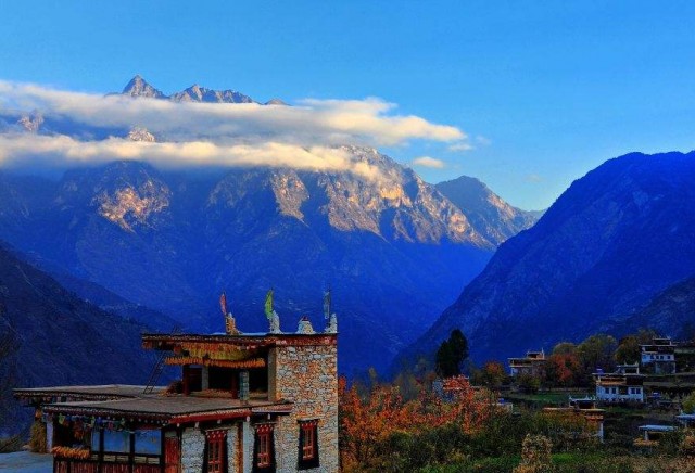 丹巴海拔有多高